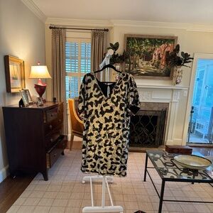 Aidan Mattox Black and Gold Mini Dress